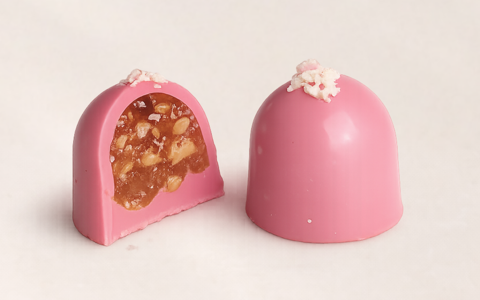 Hazelnut with lotus (pink) (1kg)